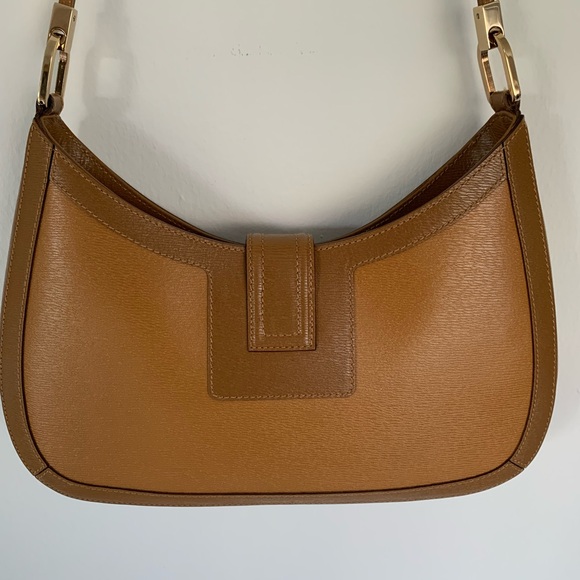 Gorgeous Gucci Handbag - Picture 3 of 6